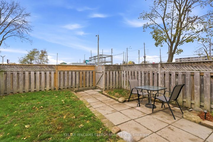 Photo 26 at 12 - 33 Taunton Road E, Centennial, Oshawa
