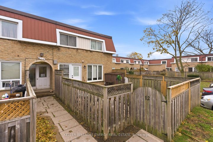 Photo 31 at 12 - 33 Taunton Road E, Centennial, Oshawa