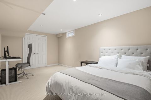 Photo 35 at 110 Regent Street, Mill Pond, Richmond Hill