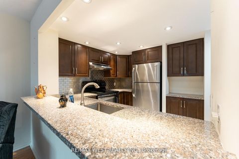 Photo 15 at 205 - 725 King Street W, Niagara, Toronto