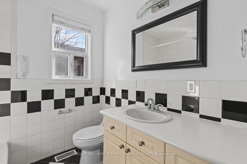 Photo 19 at 202 Park Home Avenue, Willowdale West, Toronto