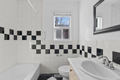 Photo 20 at 202 Park Home Avenue, Willowdale West, Toronto