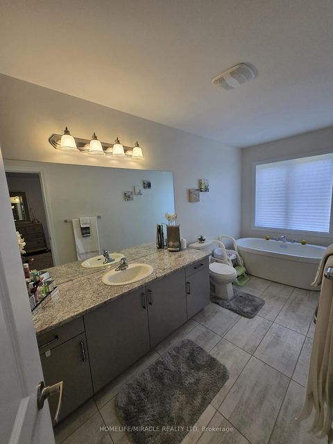 Photo 17 at 296 Okanagan Path, Donevan, Oshawa