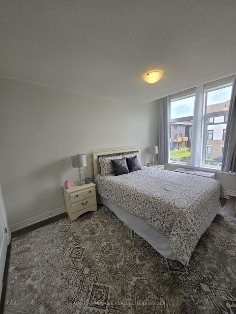 Photo 19 at 296 Okanagan Path, Donevan, Oshawa