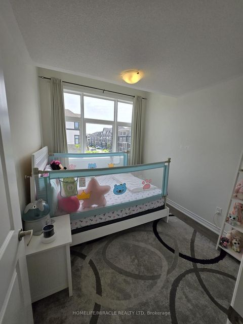 Photo 21 at 296 Okanagan Path, Donevan, Oshawa