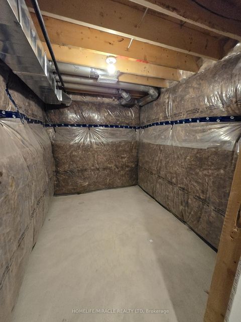 Photo 29 at 296 Okanagan Path, Donevan, Oshawa