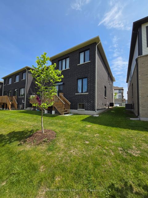 Photo 31 at 296 Okanagan Path, Donevan, Oshawa