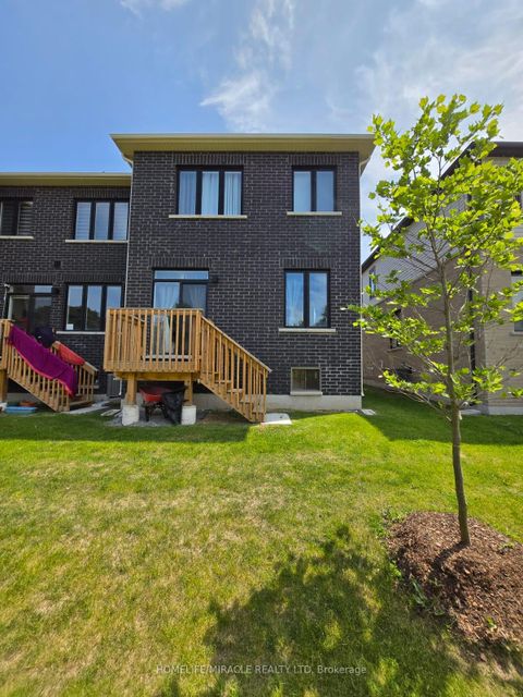 Photo 32 at 296 Okanagan Path, Donevan, Oshawa