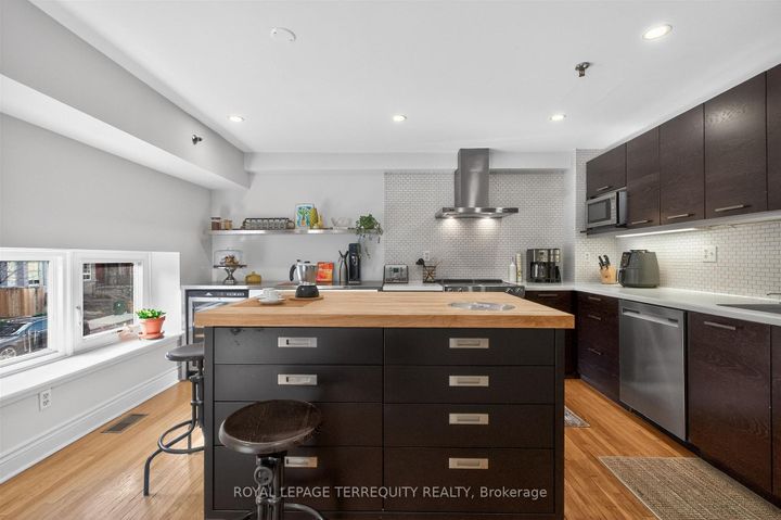 Photo 14 at 1 - 75 Markham Street, Bellwoods, Toronto