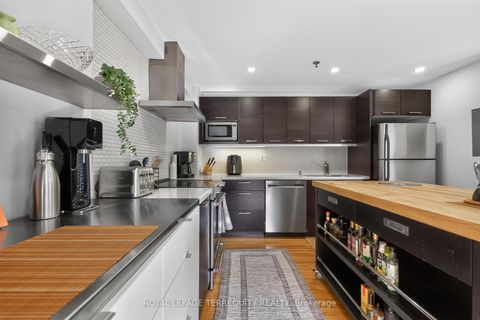 Photo 12 at 1 - 75 Markham Street, Bellwoods, Toronto