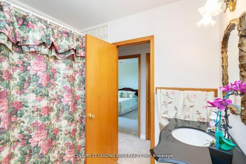 Photo 20 at 529 Carman Court, Donevan, Oshawa