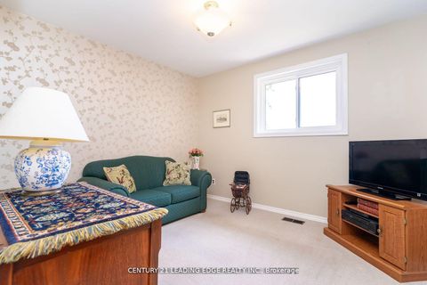 Photo 21 at 529 Carman Court, Donevan, Oshawa