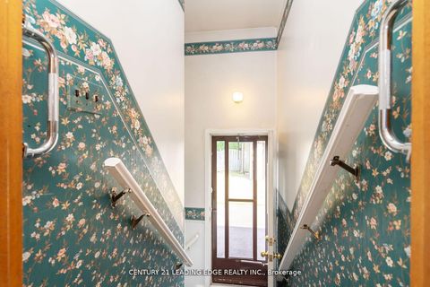 Photo 23 at 529 Carman Court, Donevan, Oshawa