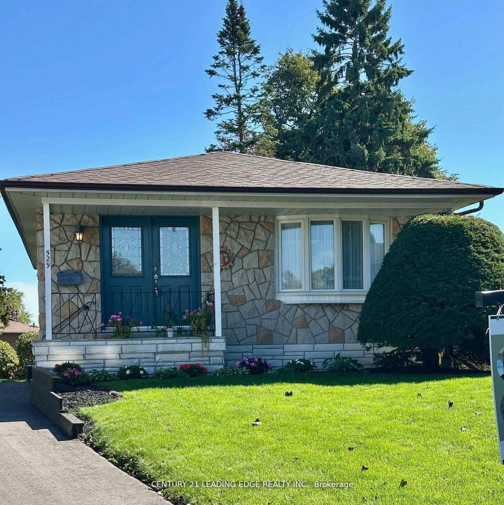 529 Carman Court, Donevan, Oshawa 