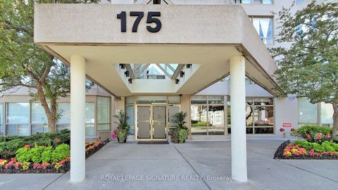 Photo 3 at 212 - 175 Cedar Avenue, Harding, Richmond Hill