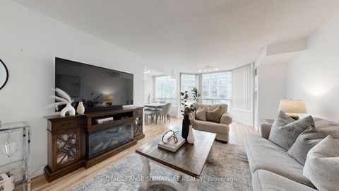 Photo 5 at 212 - 175 Cedar Avenue, Harding, Richmond Hill