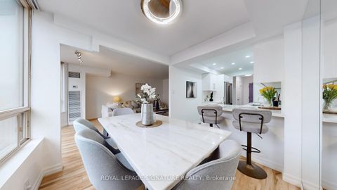 Photo 10 at 212 - 175 Cedar Avenue, Harding, Richmond Hill