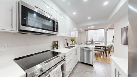 Photo 12 at 212 - 175 Cedar Avenue, Harding, Richmond Hill