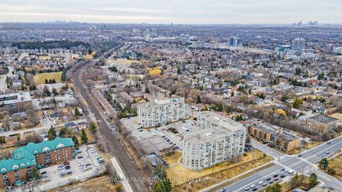 Photo 47 at 212 - 175 Cedar Avenue, Harding, Richmond Hill