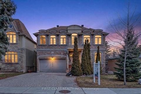 Photo 1 at 1031A Lillian Street, Willowdale East, Toronto