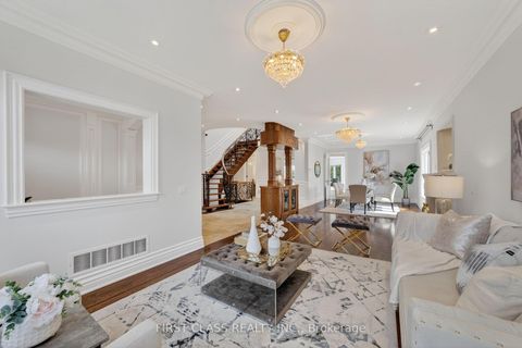 Photo 4 at 1031A Lillian Street, Willowdale East, Toronto