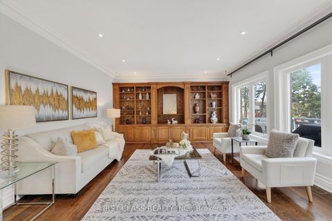 Photo 10 at 1031A Lillian Street, Willowdale East, Toronto