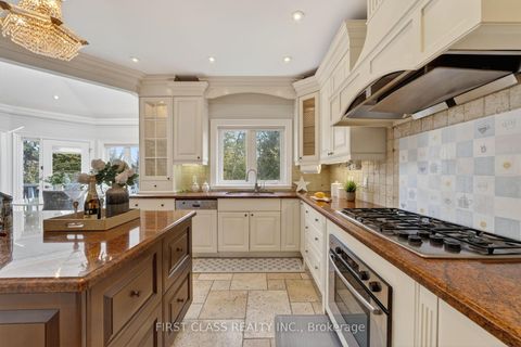 Photo 18 at 1031A Lillian Street, Willowdale East, Toronto