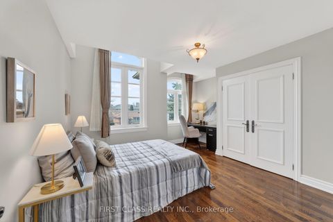 Photo 36 at 1031A Lillian Street, Willowdale East, Toronto