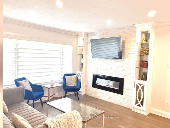 Photo 2 at 411 Bronte Road, WO West, Oakville