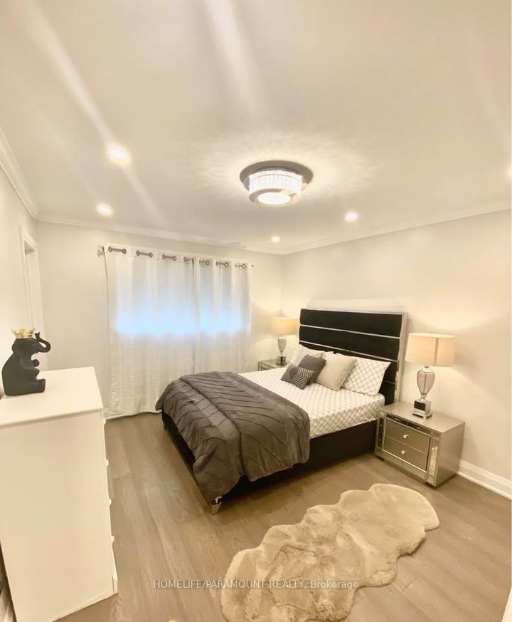 Photo 9 at 411 Bronte Road, WO West, Oakville