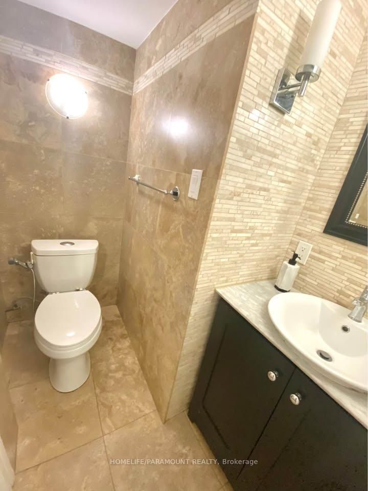 Photo 19 at 411 Bronte Road, WO West, Oakville