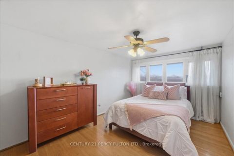 Photo 11 at 16 By-Pass Court, Sullivan, Toronto