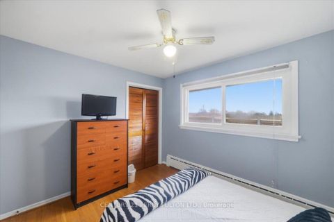 Photo 18 at 16 By-Pass Court, Sullivan, Toronto