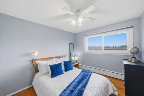 Photo 19 at 16 By-Pass Court, Sullivan, Toronto