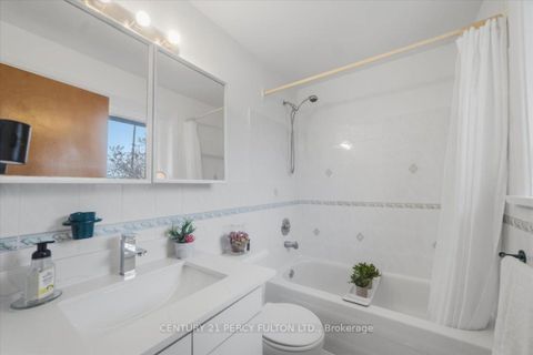 Photo 22 at 16 By-Pass Court, Sullivan, Toronto