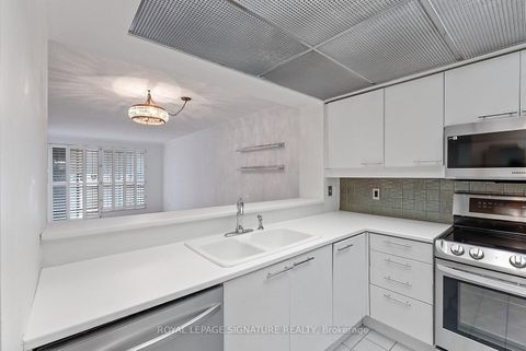 Photo 6 at 206 - 18 Hollywood Avenue, Willowdale East, Toronto