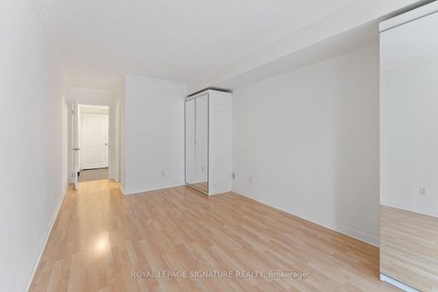 Photo 17 at 206 - 18 Hollywood Avenue, Willowdale East, Toronto