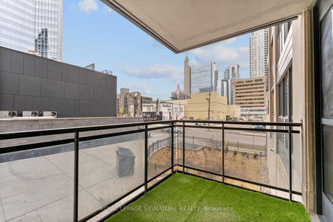 Photo 25 at 206 - 18 Hollywood Avenue, Willowdale East, Toronto