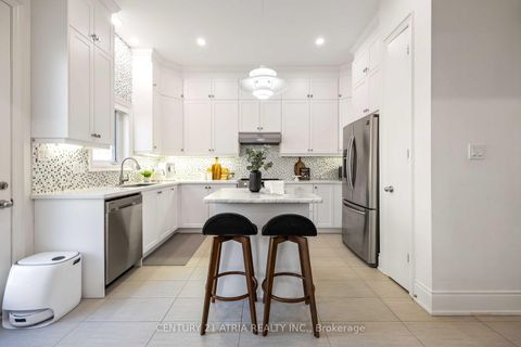 Photo 11 at 109 Vantage Loop, Woodland Hill, Newmarket