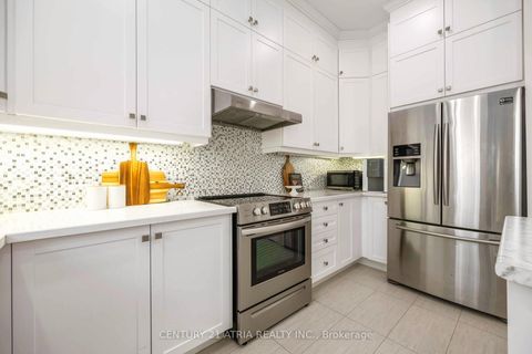 Photo 12 at 109 Vantage Loop, Woodland Hill, Newmarket