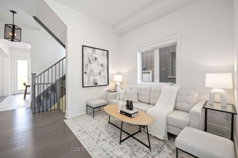 Photo 18 at 109 Vantage Loop, Woodland Hill, Newmarket