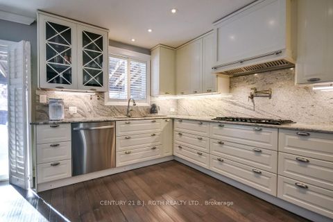 Photo 11 at 5 Claire Drive, Painswick South, Barrie