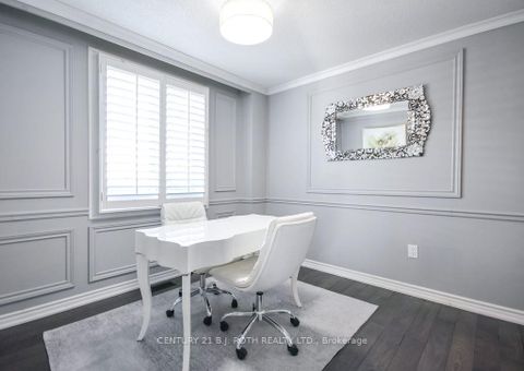 Photo 17 at 5 Claire Drive, Painswick South, Barrie