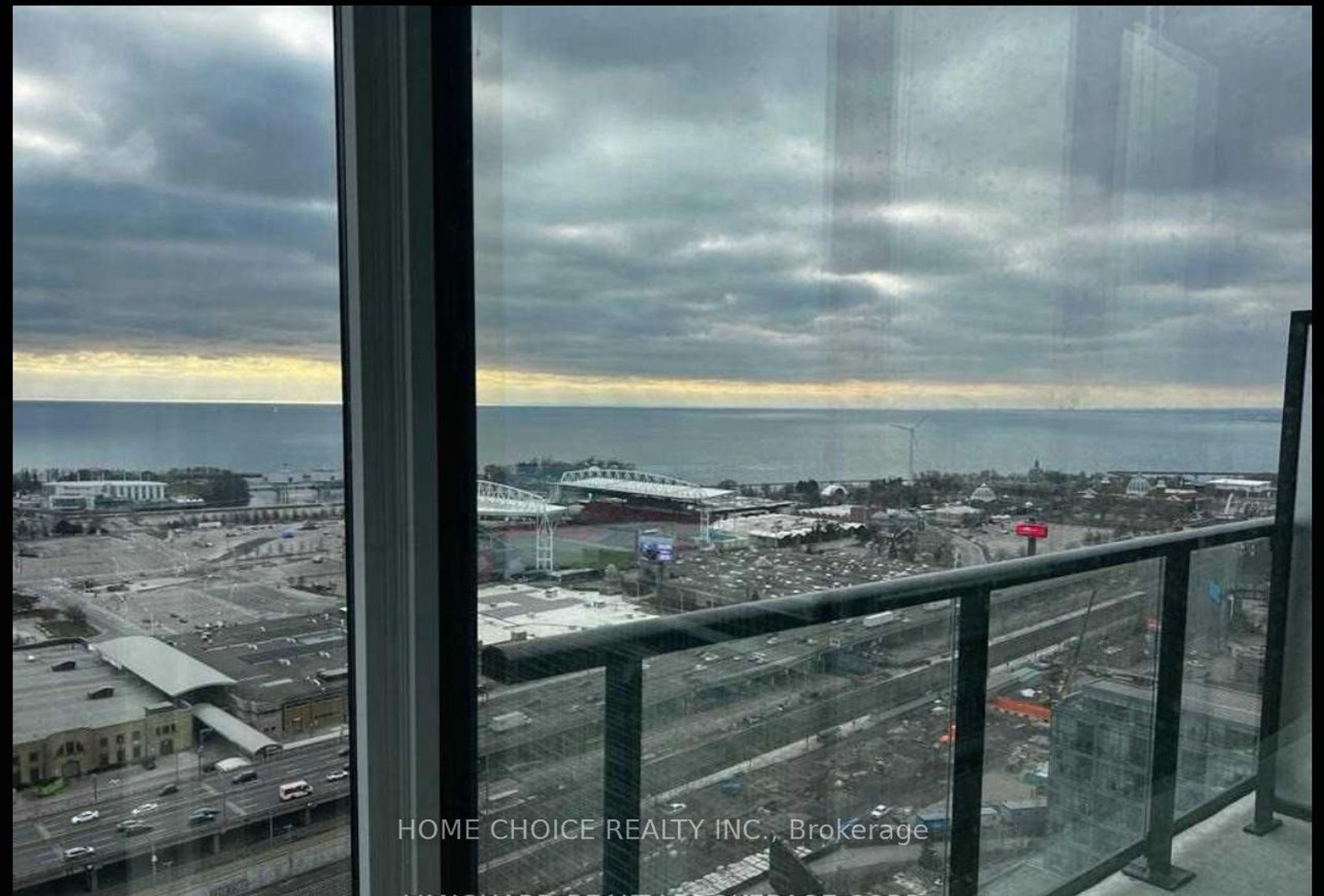 LP 10 - 135 East Liberty Street, Niagara, Toronto by Loree Meneguzzi Real Estate LP 10 - 135 East Liberty Street, Niagara, Toronto