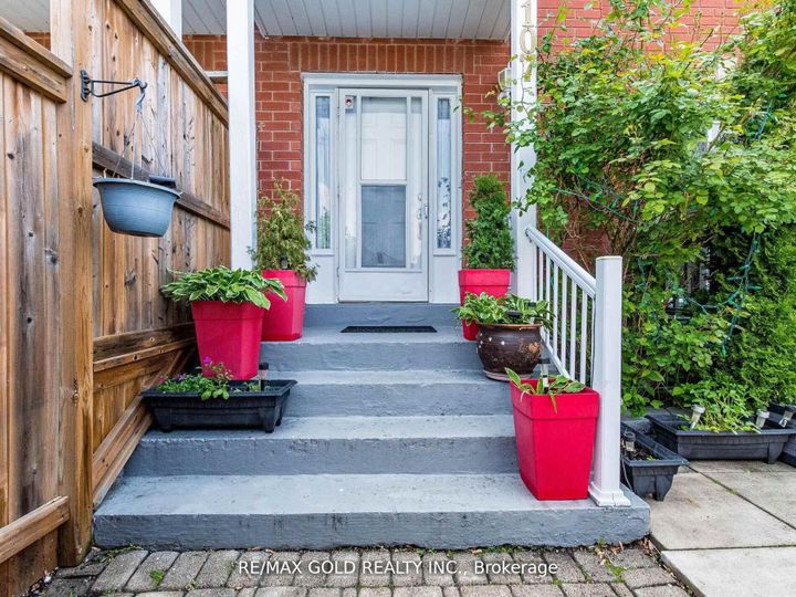 Photo 5 at 107 Clover Bloom Road, Wellington, Brampton