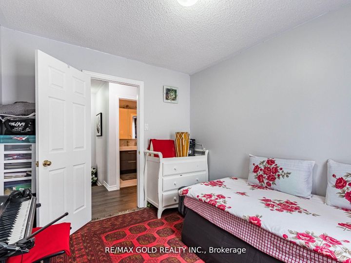 Photo 32 at 107 Clover Bloom Road, Wellington, Brampton