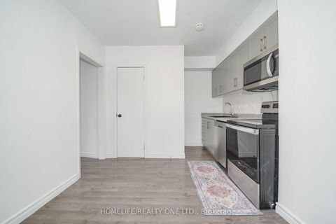 Photo 14 at 104 Benson Avenue, Wychwood, Toronto