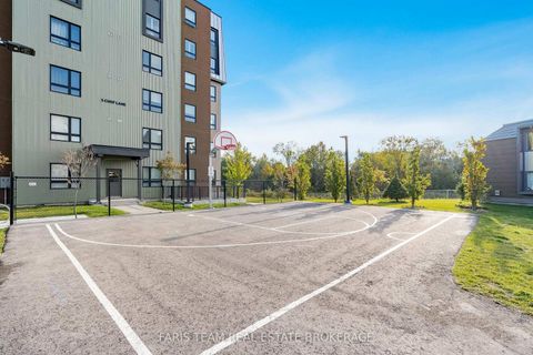 Photo 31 at 102 - 8 Culinary Lane, Rural Barrie Southeast, Barrie