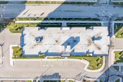 Photo 39 at 102 - 8 Culinary Lane, Rural Barrie Southeast, Barrie