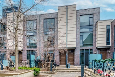 Photo 1 at 21 - 19 Valhalla Inn Road, City Centre West, Toronto